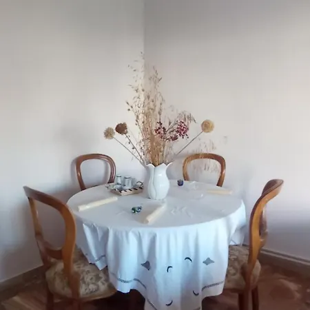 Vakantiehuis Spacious Sunny House In Chania *